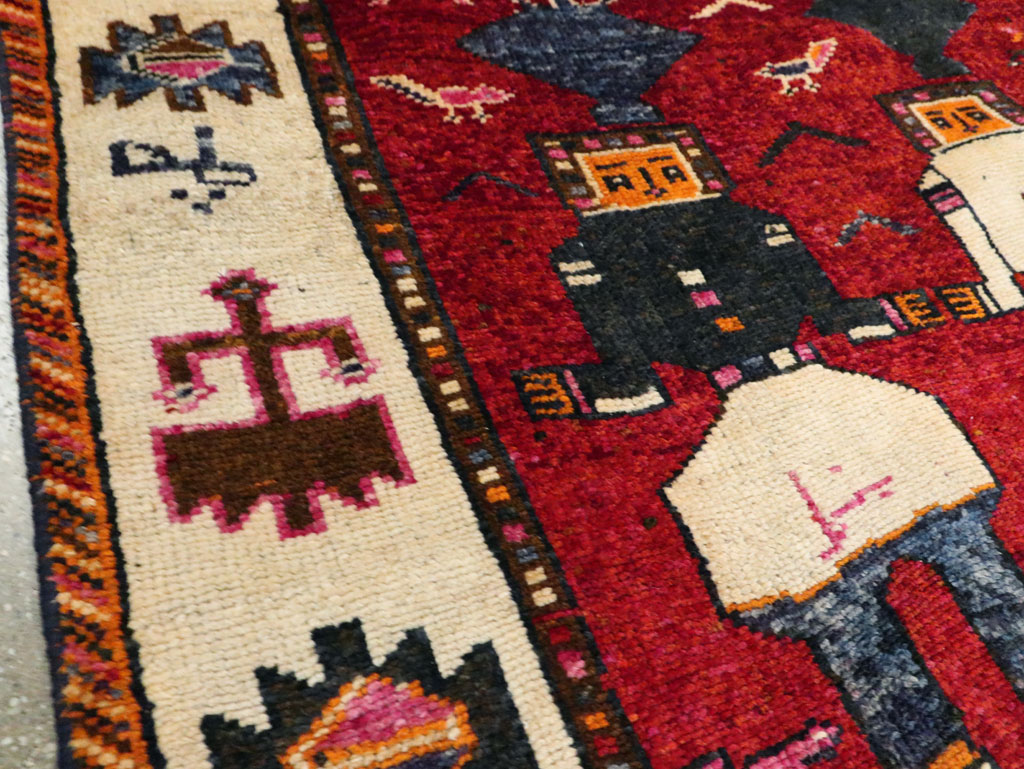 Vintage Persian Pictorial Bakhtiari Rug, No.29188 - Gsblank