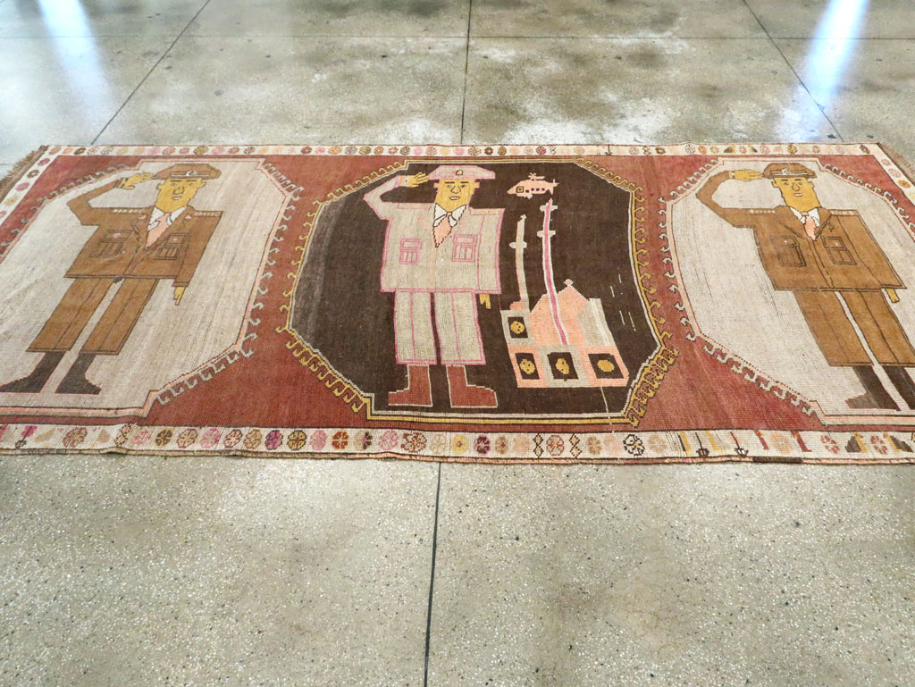 Vintage Turkish Anatolian Pictorial Gallery Rug, No.29222 - Gsblank