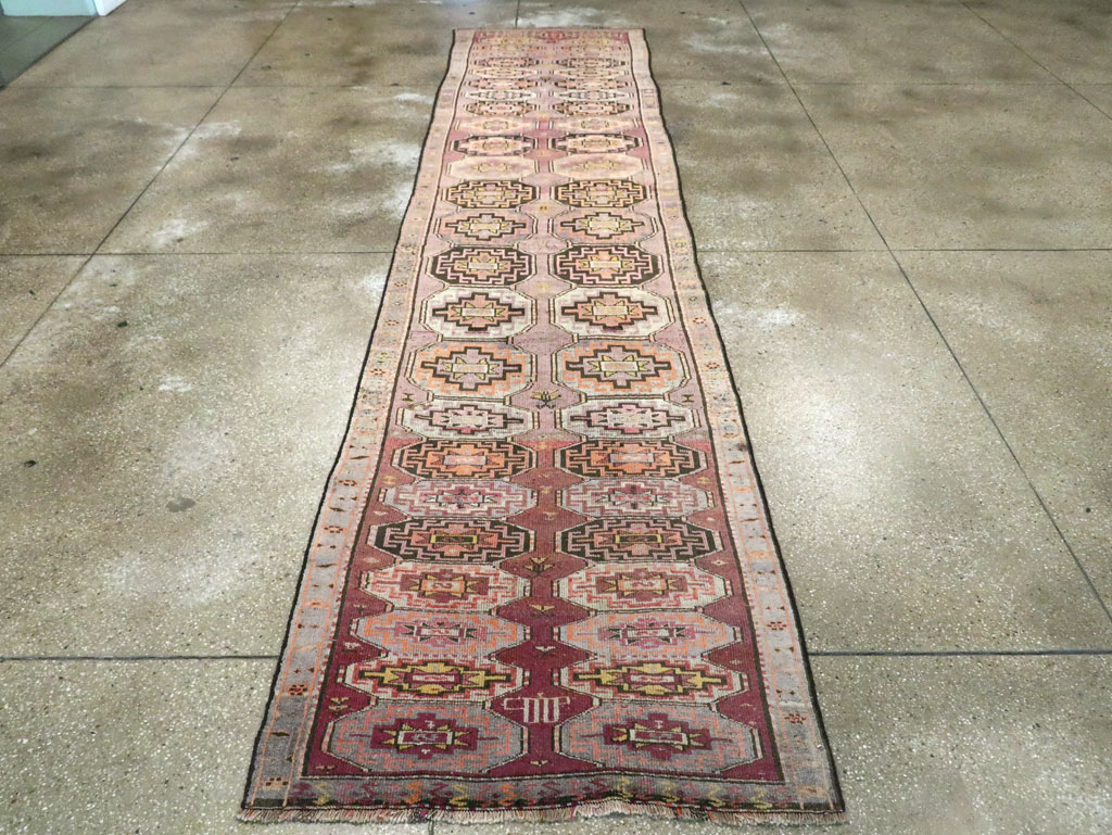 Vintage Turkish Anatolian Runner, No.29228 - Gsblank