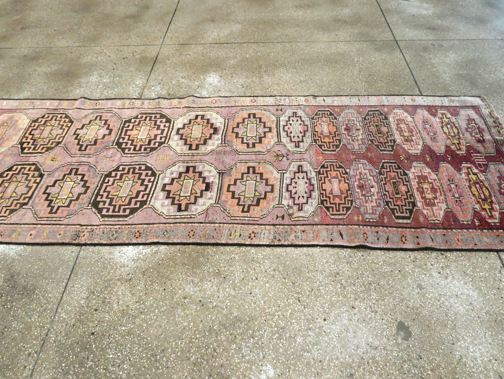 Vintage Turkish Anatolian Runner, No.29228 - Gsblank