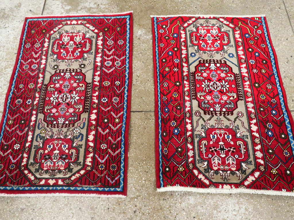 Vintage Persian Tabriz Throw Rug (Pair: 2 of 2), No.29241 - Gsblank