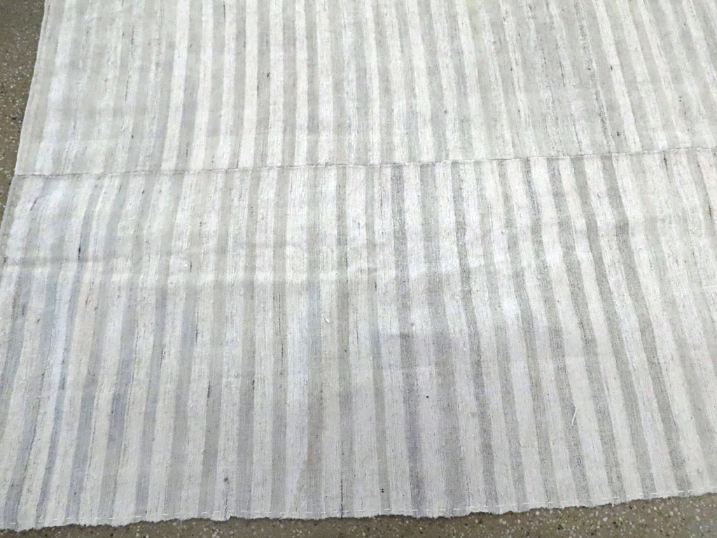 Vintage Turkish Flatweave Kilim Room Size Carpet, No.29244 - Gsblank