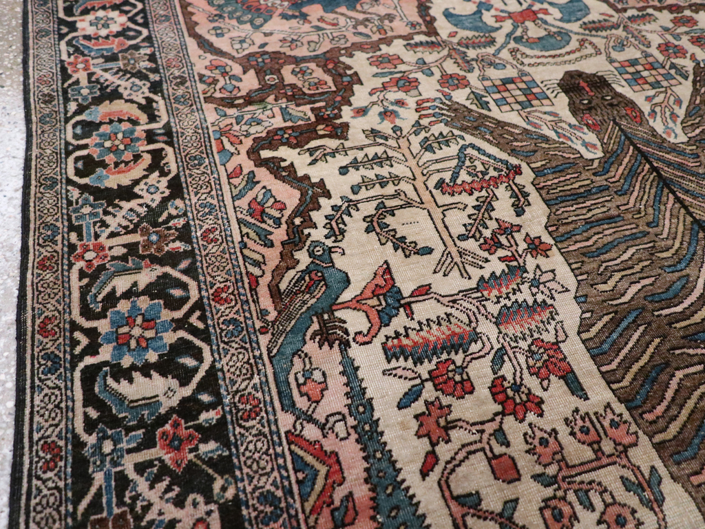 Antique Sarouk Farahan Pictorial Rug, No.29250 - Gsblank