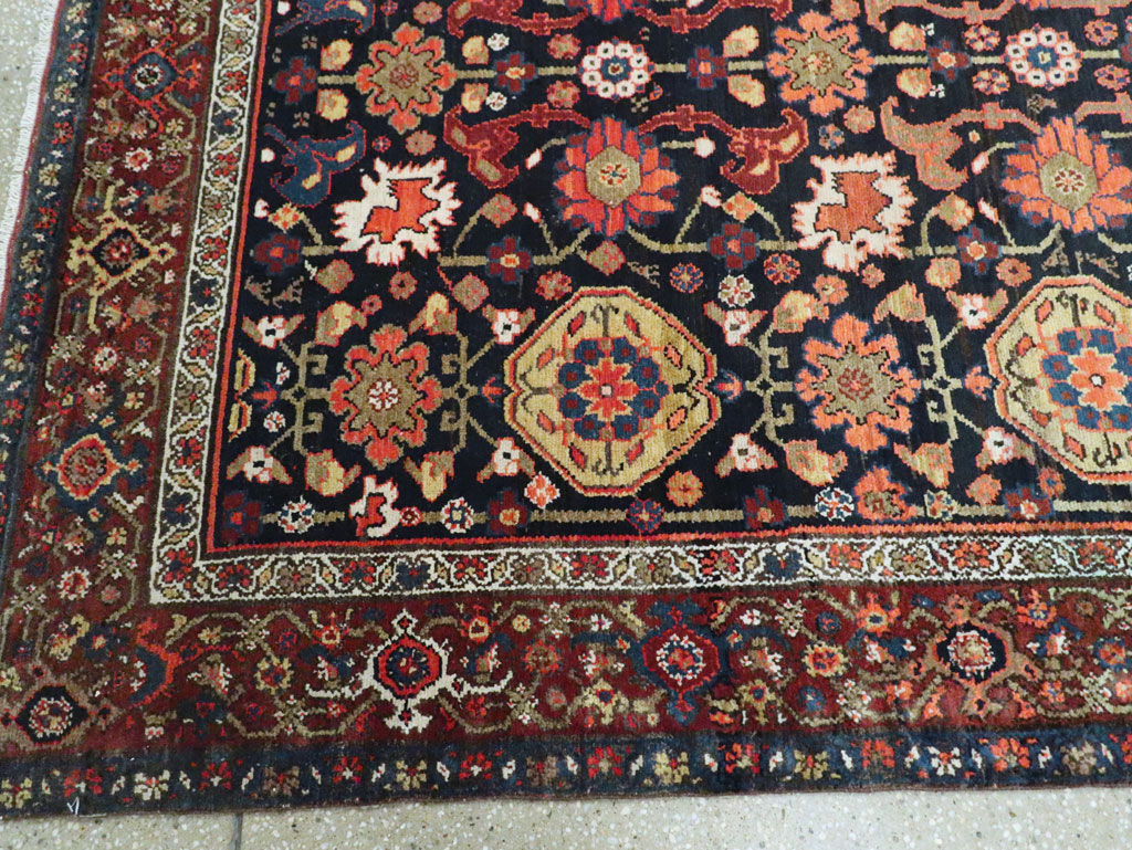 Antique Persian Malayer Gallery Carpet, No.29269 - Gsblank