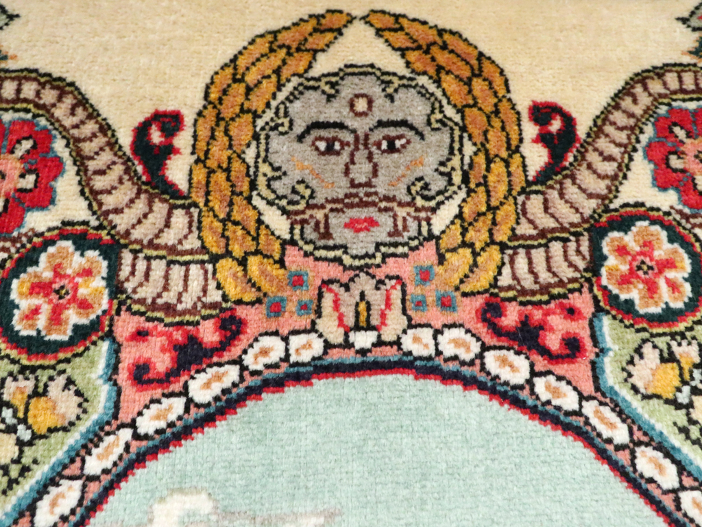 Vintage Persian Tabriz Pictorial Rug, No.29303 - Gsblank