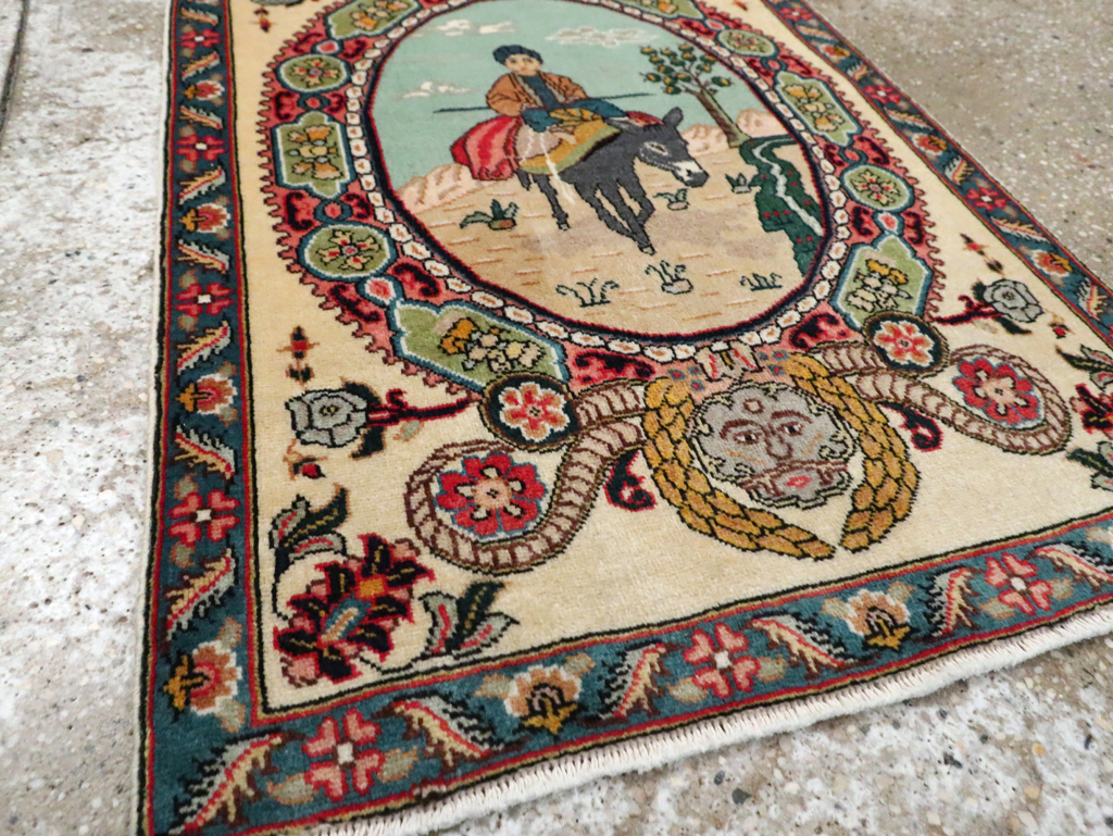 Vintage Persian Tabriz Pictorial Rug, No.29303 - Gsblank