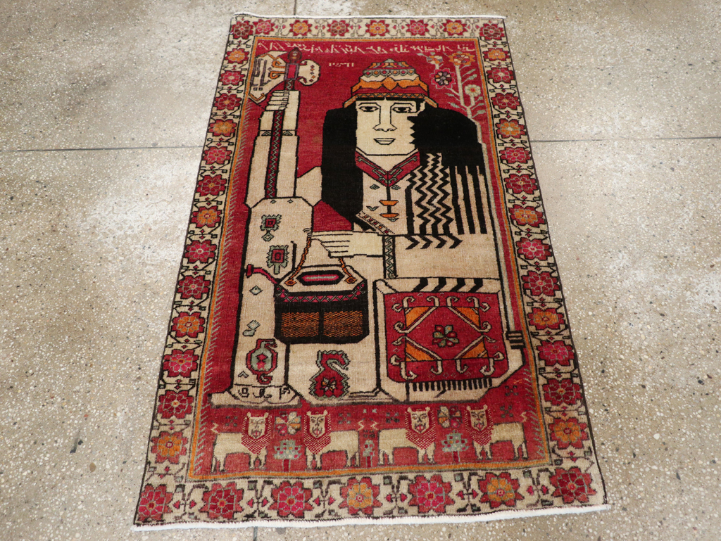 Vintage Persian Shiraz Pictorial Throw Rug, No.29304 - Gsblank
