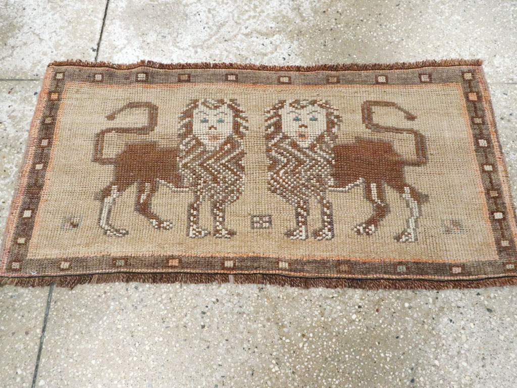 Vintage Turkish Anatolian Pictorial Throw Rug (Pair: 1 of 2), No.29314 - Gsblank