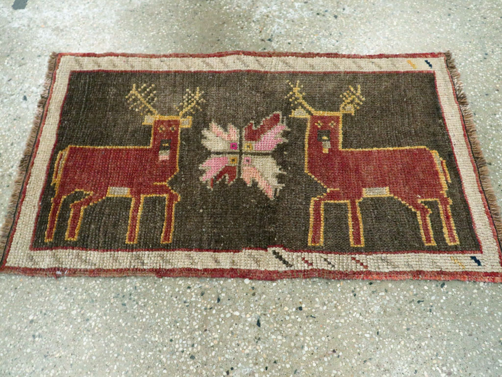 Vintage Anatolian Pictorial Rug, No.29315 - Gsblank