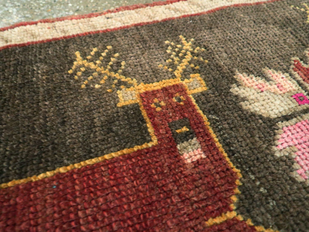 Vintage Anatolian Pictorial Rug, No.29315 - Gsblank