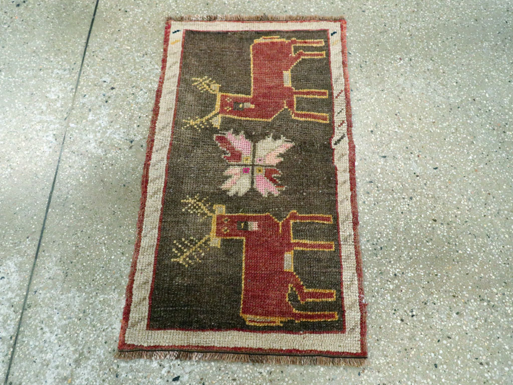 Vintage Anatolian Pictorial Rug, No.29315 - Gsblank