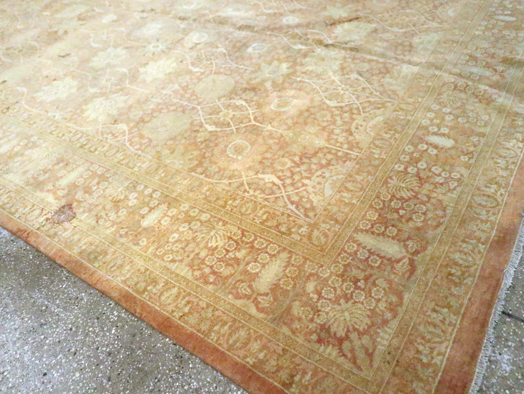 Vintage Persian Tabriz Small Room Size Carpet, No.29335 - Gsblank