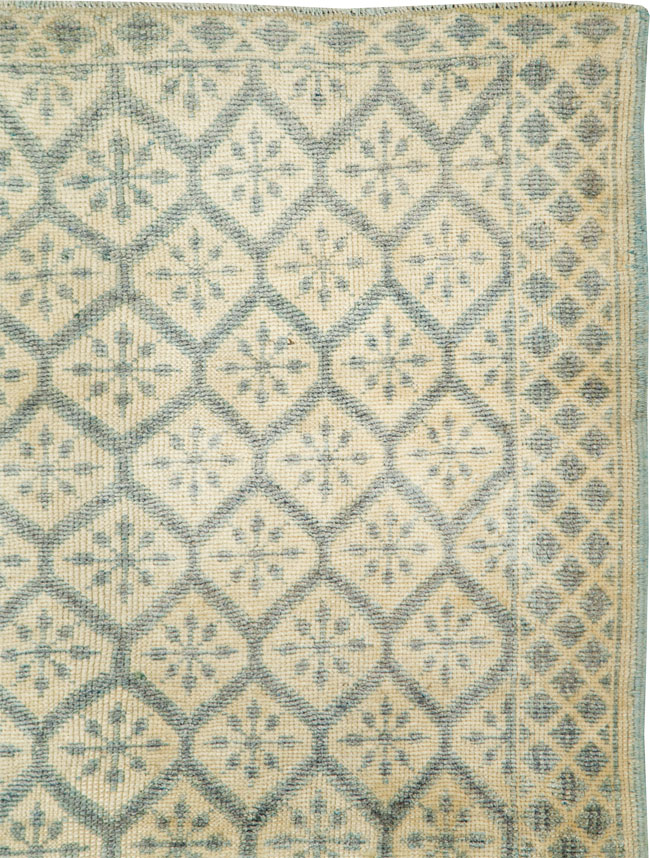 Vintage Turkish Anatolian Throw Rug, No.29345 - Gsblank