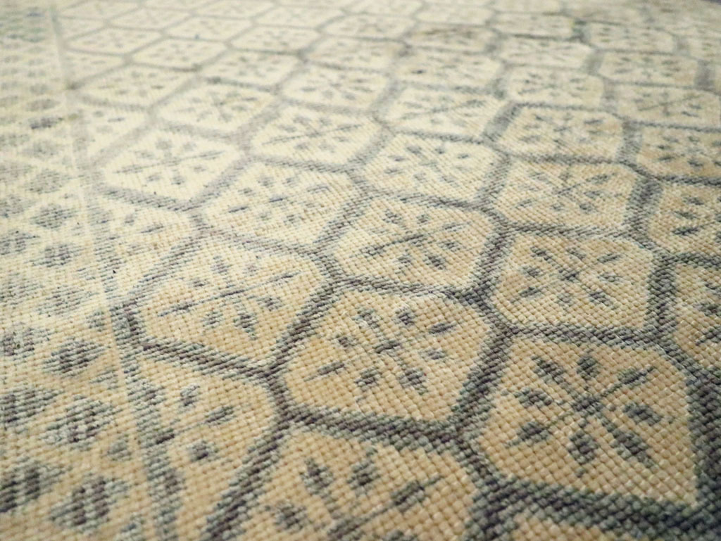 Vintage Turkish Anatolian Throw Rug, No.29345 - Gsblank