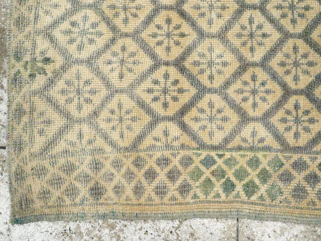 Vintage Turkish Anatolian Throw Rug, No.29345 - Gsblank