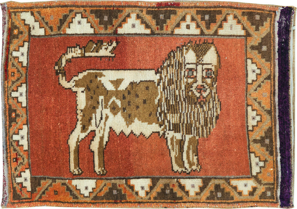 Vintage Turkish Anatolian Pictorial Rug (Pair: 1 of 2), No.29349 - Gsblank