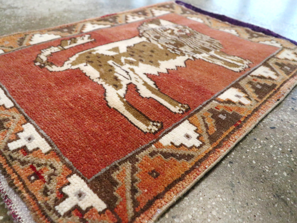 Vintage Turkish Anatolian Pictorial Rug (Pair: 1 of 2), No.29349 - Gsblank