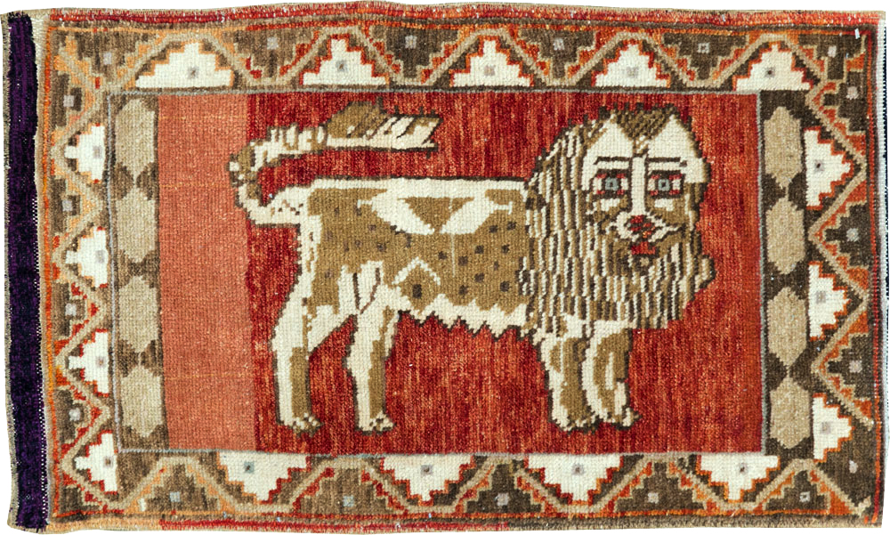 Vintage Turkish Anatolian Pictorial Rug (Pair: 2 of 2), No.29350 - Gsblank