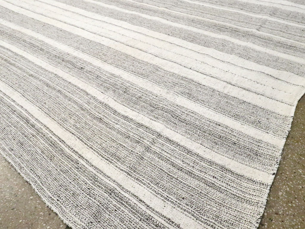 Vintage Turkish Flatweave Kilim Room Size Carpet, No.29354 - Gsblank