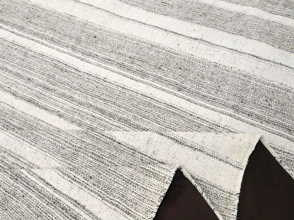 Vintage Turkish Flatweave Kilim Room Size Carpet, No.29354 - Gsblank