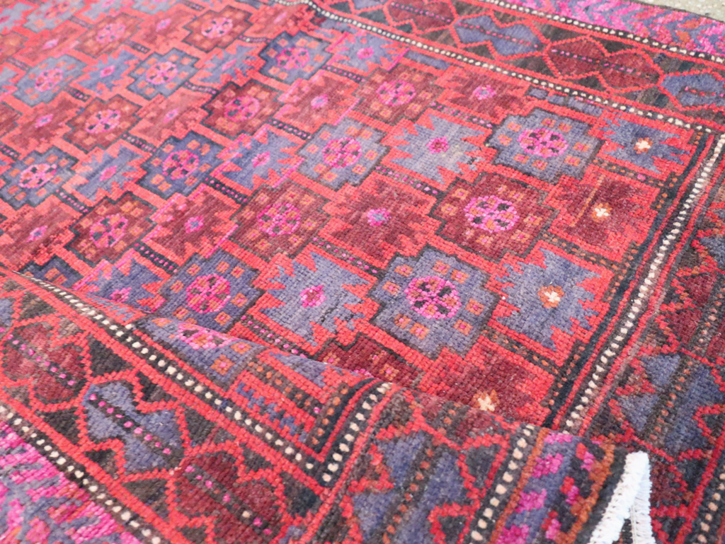 Vintage Persian Baluch Tribal Accent Rug, No.29358 - Gsblank