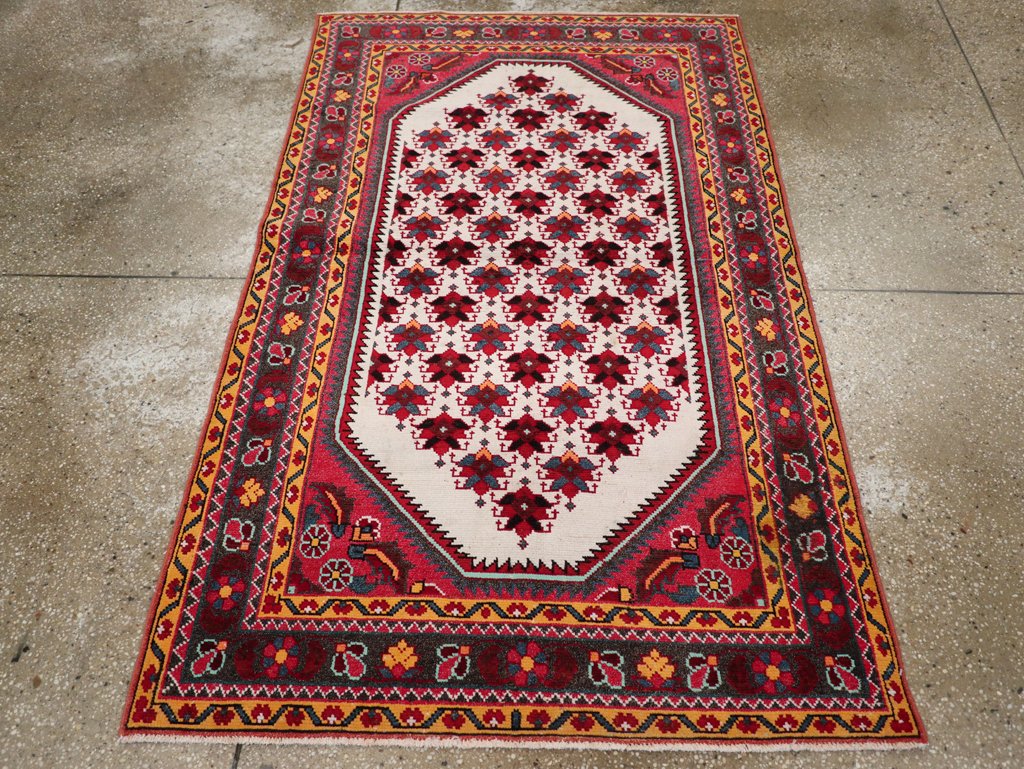 Vintage Persian Malayer Throw Rug, No.29360 - Gsblank