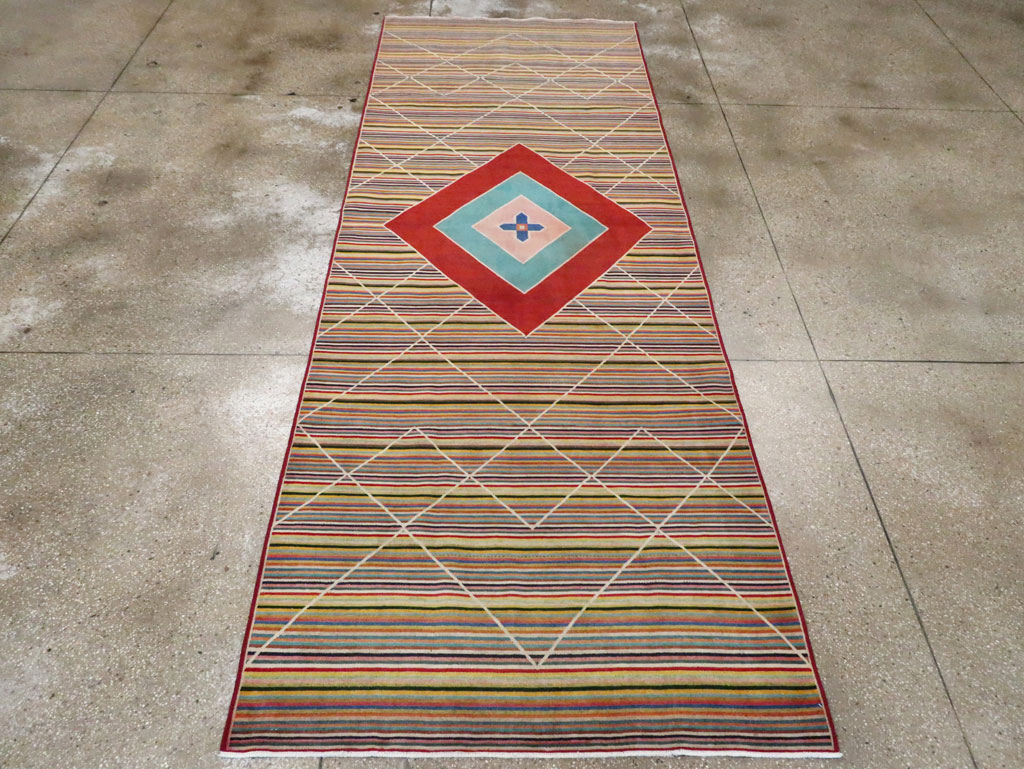 Vintage Persian Mahal Gallery Rug, No.29363 - Gsblank