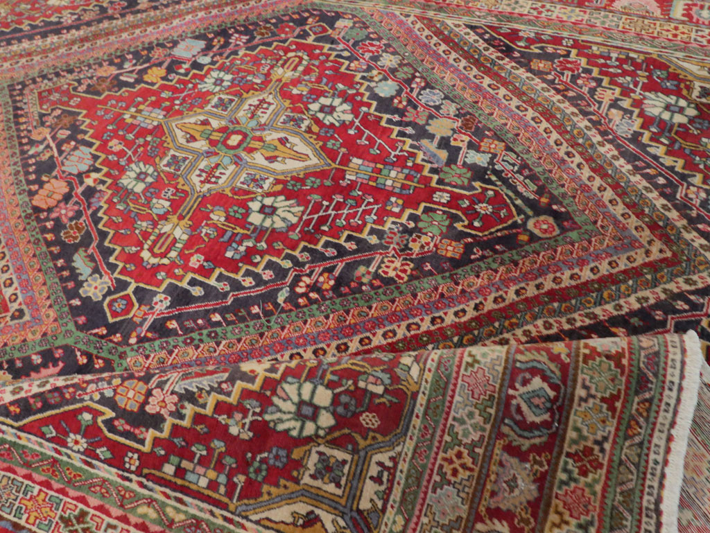 Large Vintage Persian Afshar Carpet, No.29390 - Gsblank