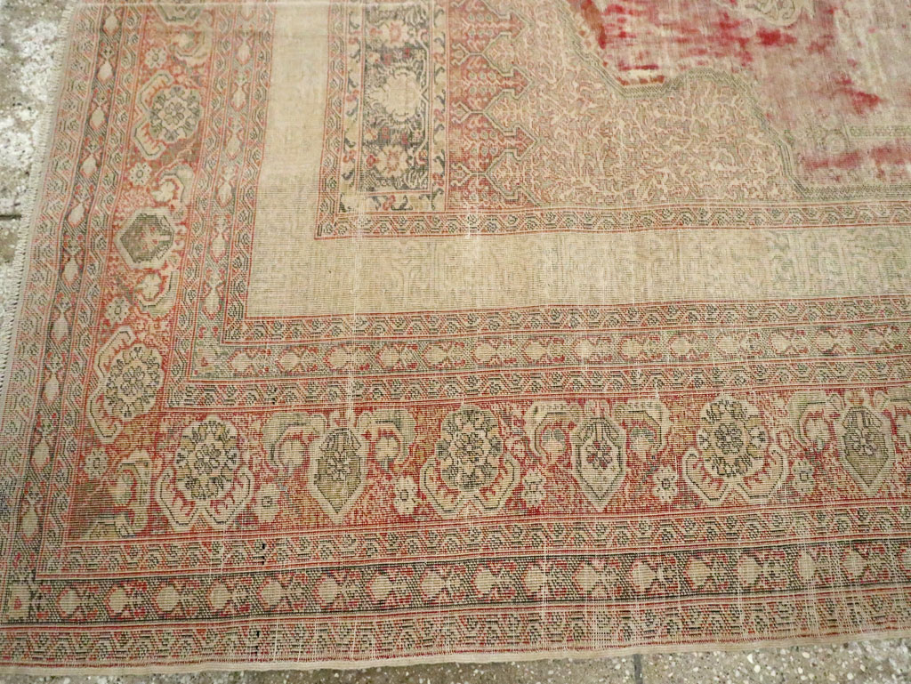 Distressed Antique Turkish Kayseri Accent Rug, No.29392 - Gsblank