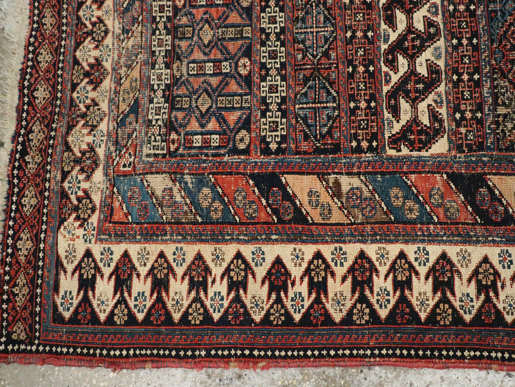 Antique Central Asian Soumak Accent Rug, No.29409 - Gsblank