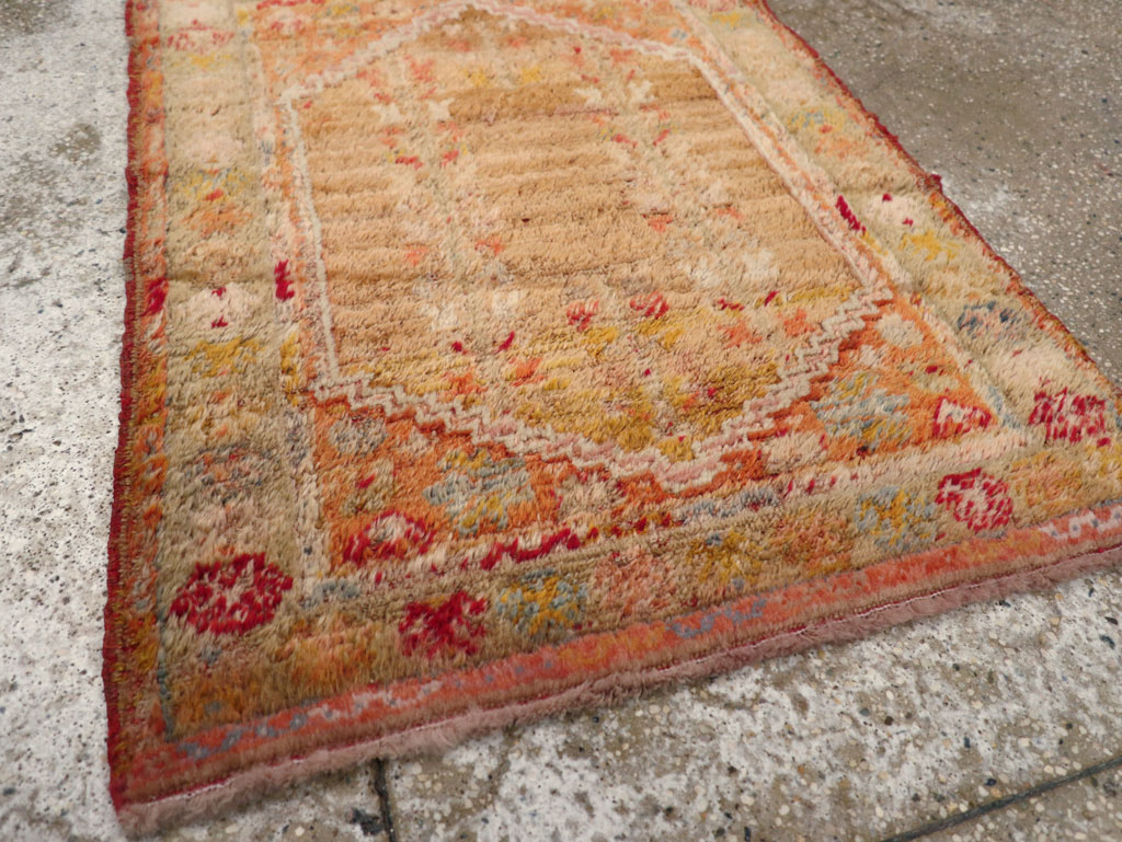 Antique Turkish Angora Oushak Throw Rug, No.29412 - Gsblank