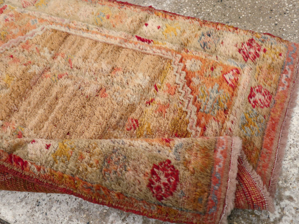Antique Turkish Angora Oushak Throw Rug, No.29412 - Gsblank