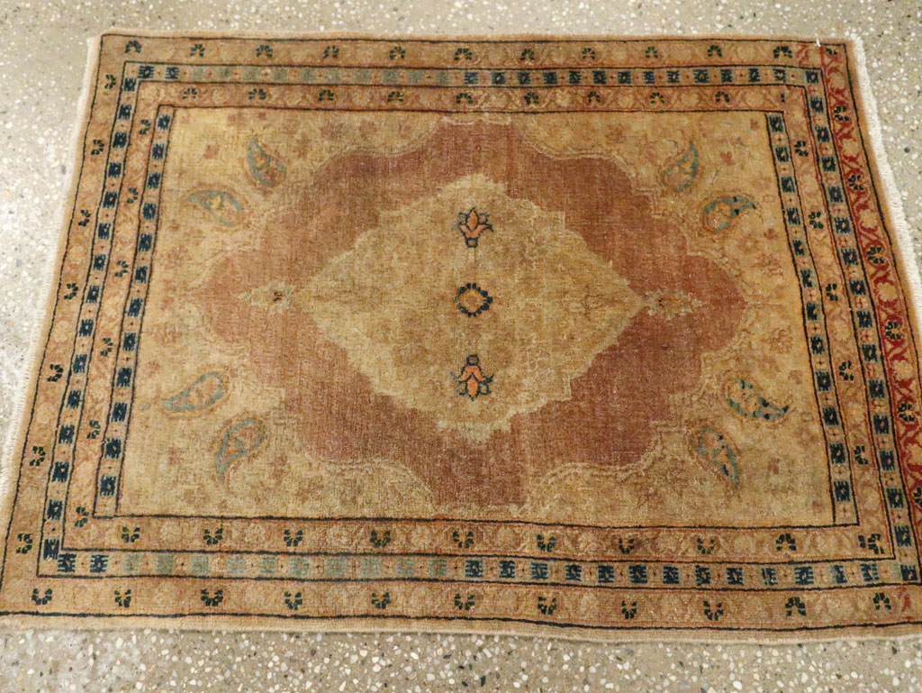 Antique Persian Tabriz Throw Rug, No.29414 - Gsblank