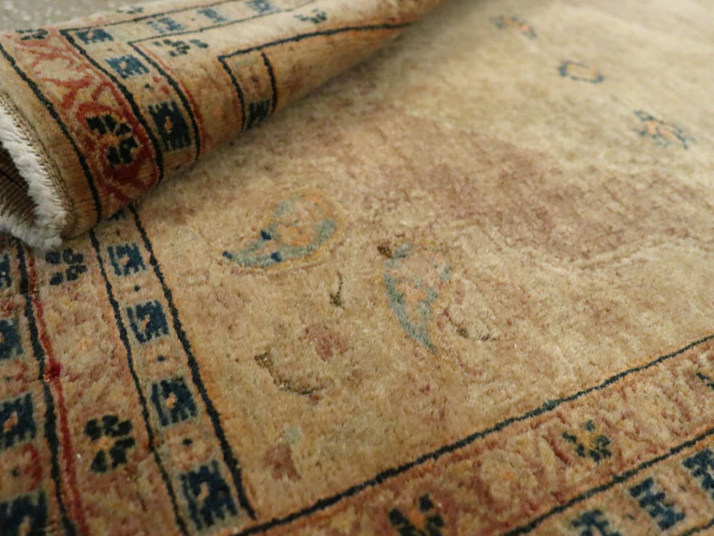 Antique Persian Tabriz Throw Rug, No.29414 - Gsblank