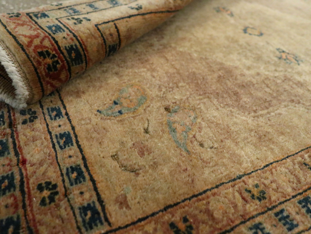 Antique Persian Tabriz Throw Rug, No.29414 - Gsblank