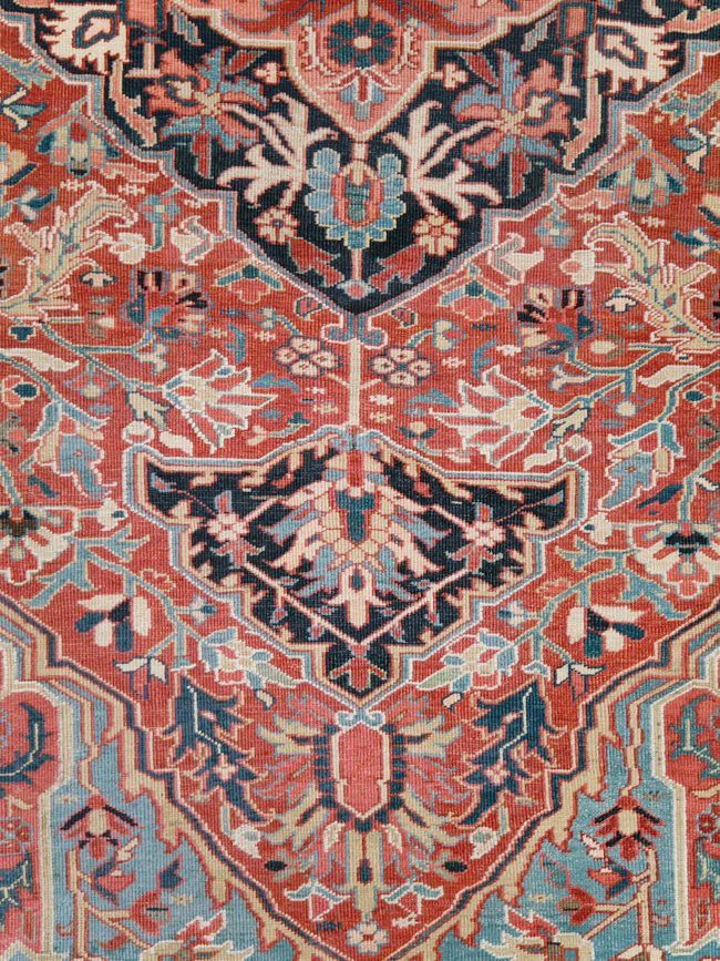 Antique Persian Heriz Carpet, No.29419 - Gsblank