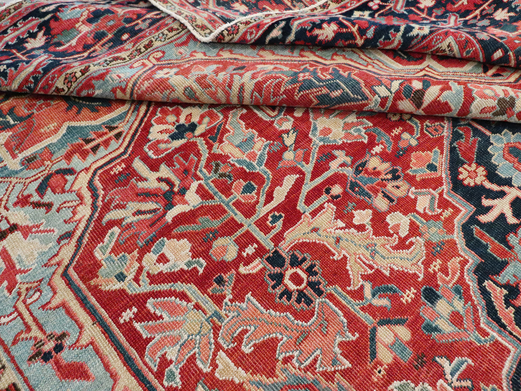 Antique Persian Heriz Carpet, No.29419 - Gsblank