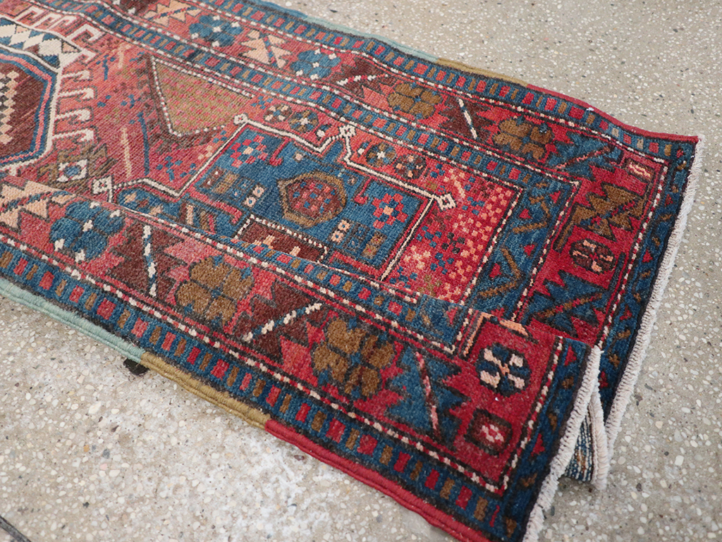 Vintage Persian Karajeh Runner, No.29451 - Gsblank