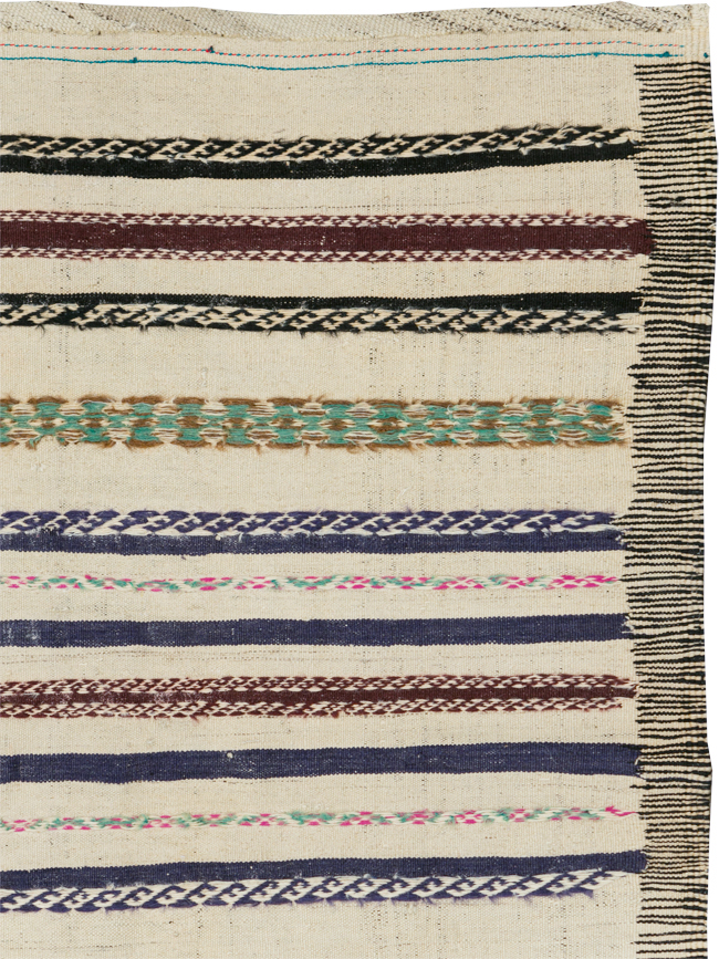 Vintage Persian Kilim, No.29455 - Gsblank