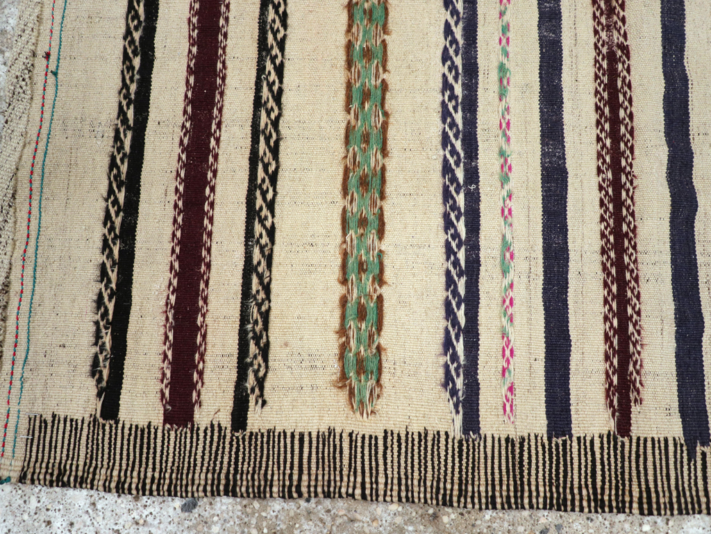 Vintage Persian Kilim, No.29455 - Gsblank
