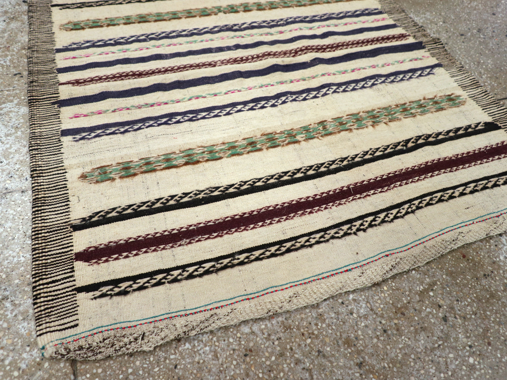 Vintage Persian Kilim, No.29455 - Gsblank