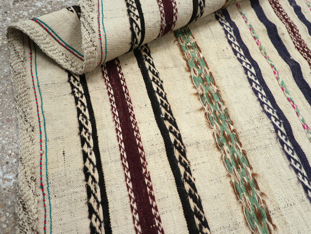 Vintage Persian Kilim, No.29455 - Gsblank