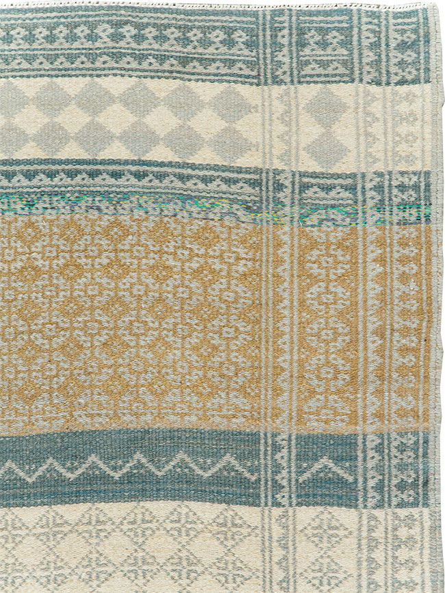 Contemporary Persian Flatweave Kilim Small Room Size Rug, No.29456 - Gsblank