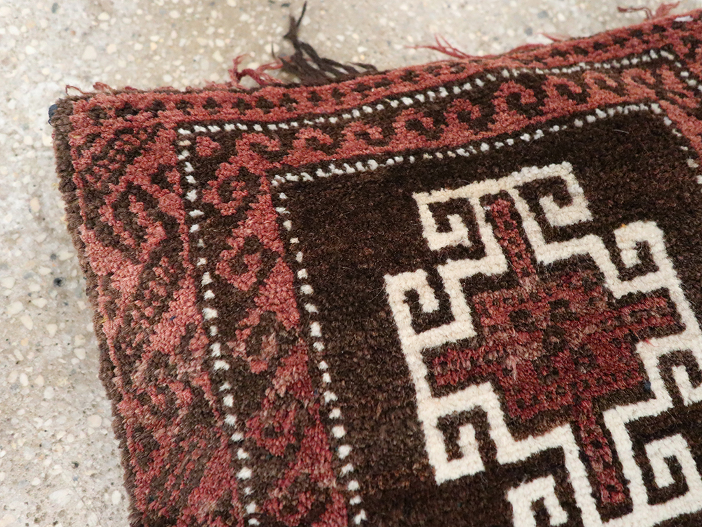 Vintage Persian Baluch Pillow, No.29474 - Gsblank