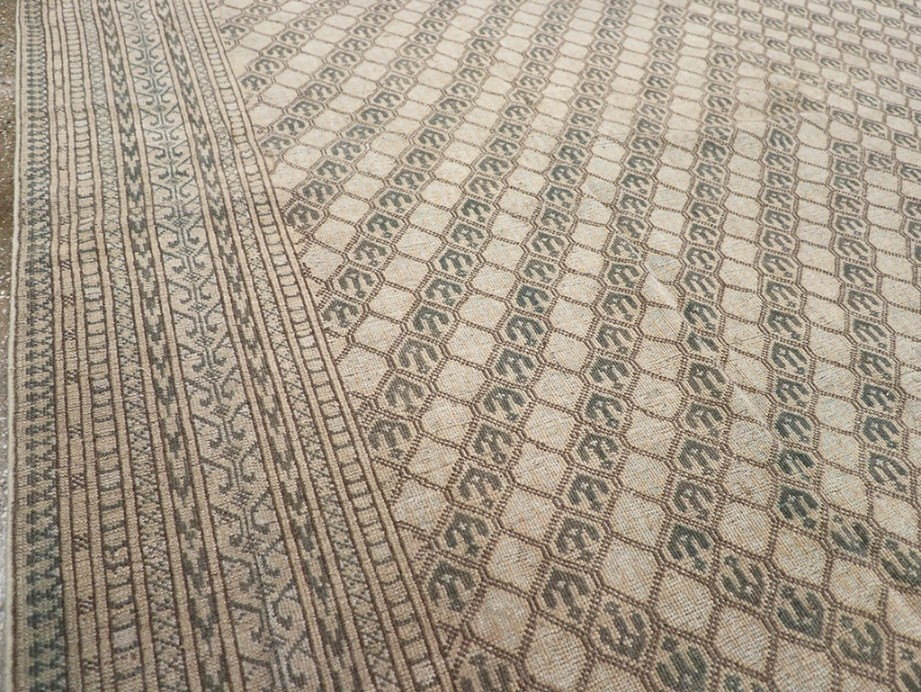 Vintage Central Asia Turkoman Room Size Carpet, No.29493 - Gsblank