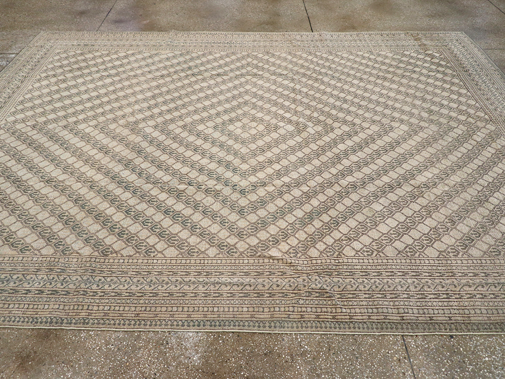 Vintage Central Asia Turkoman Room Size Carpet, No.29493 - Gsblank