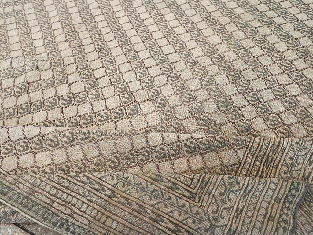 Vintage Central Asia Turkoman Room Size Carpet, No.29493 - Gsblank