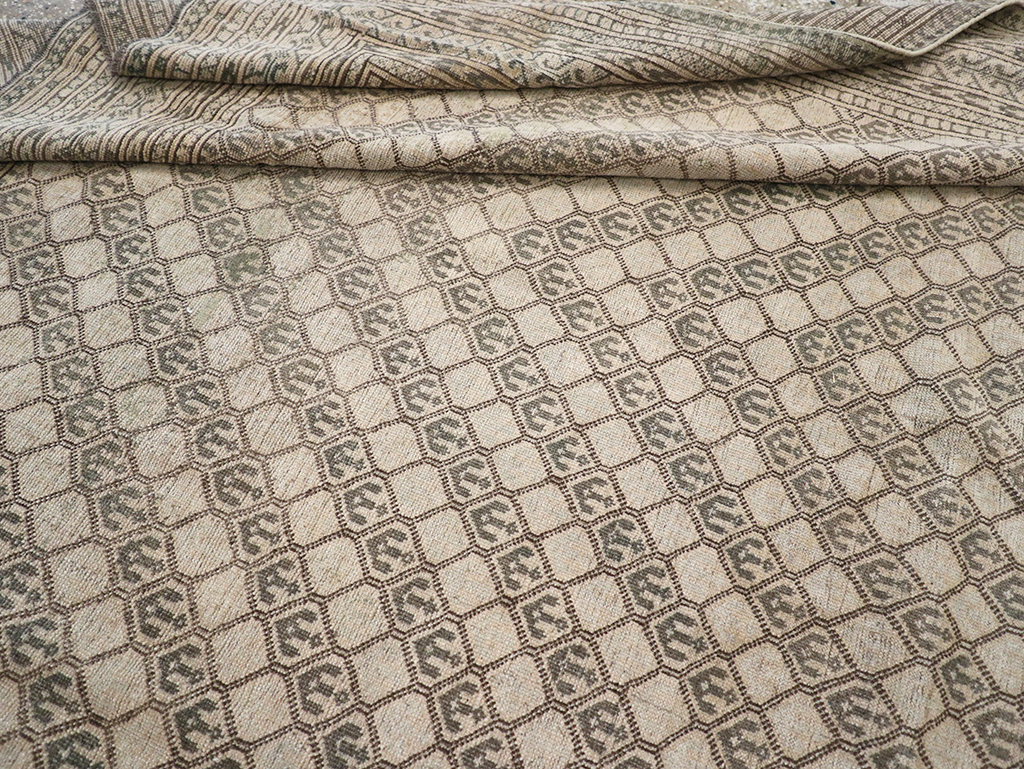 Vintage Central Asia Turkoman Room Size Carpet, No.29493 - Gsblank