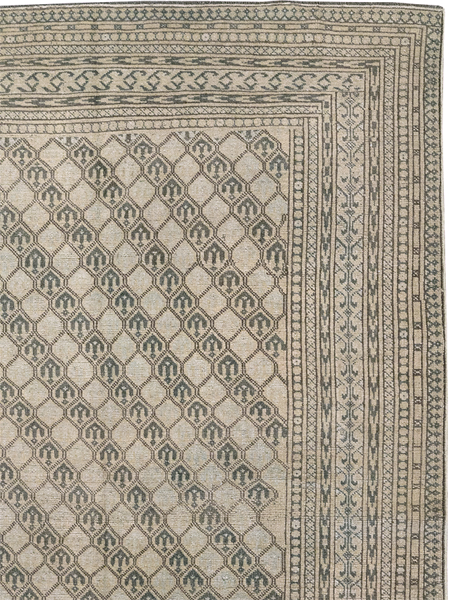 Vintage Central Asia Turkoman Room Size Carpet, No.29493 - Gsblank