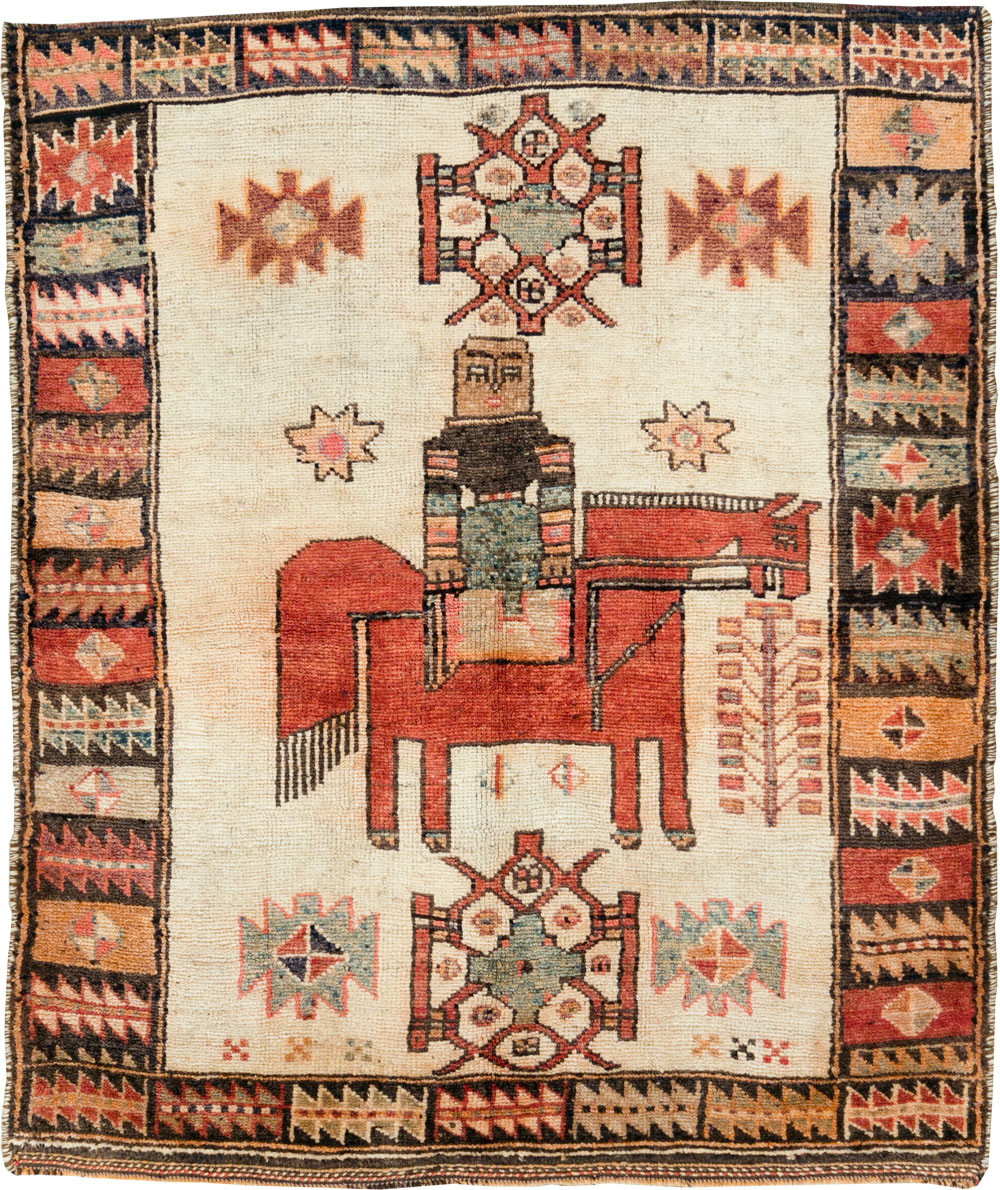 Vintage Persian Pictorial Bakhtiari Rug, No.29508 - Gsblank